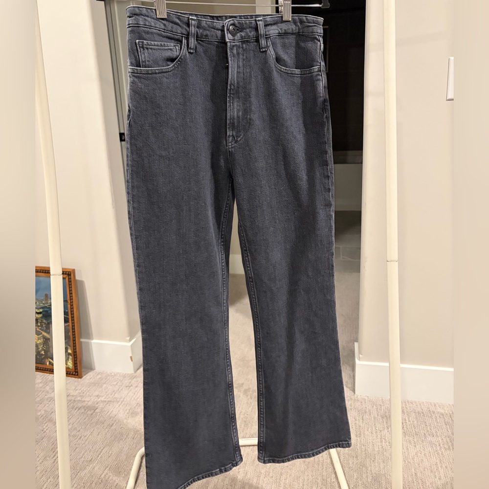 3x1 Empire Crop Gray Wash Women's Jean - super flattering - never been worn